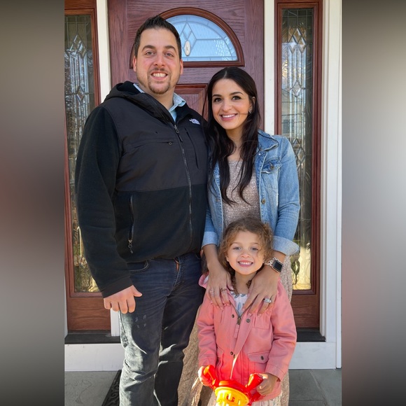 Meet your Posher, Stacia - Picture 3 of 11